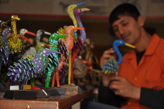 Kozalaklar, Hükümlülerin Elinde Sanat Eserine Dönüştü