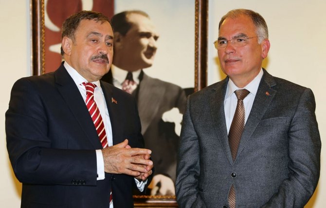 Orman Ve Su İşleri Bakanı Eroğlu, İzmir'de:
