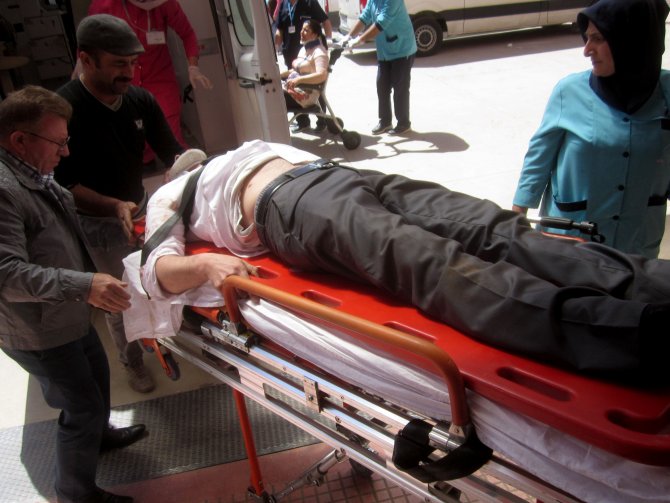 Tokat'ta Düğün Konvoyunda Kaza: 6 Yaralı