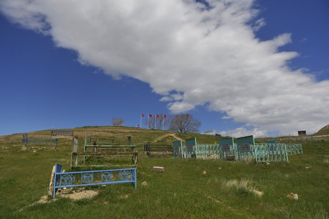 "Zeve Şehitliği", Katliamların En Büyük Delili