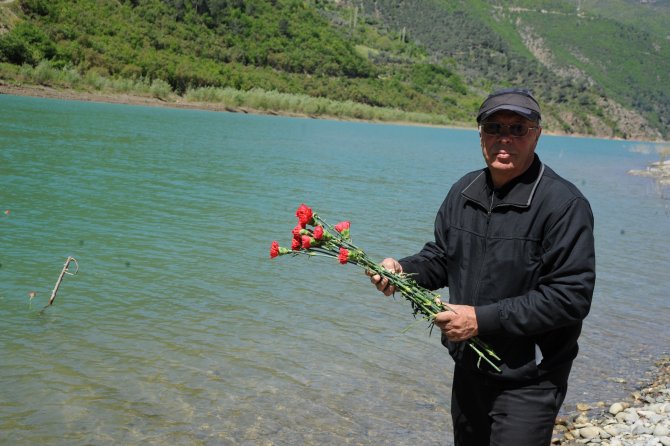 Acılı Aile 4 Yıldır Nehirde Kaybolan Oğullarını Arıyor