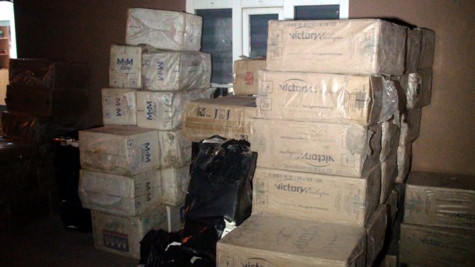 Aksaray'da Kaçak Sigara Operasyonu