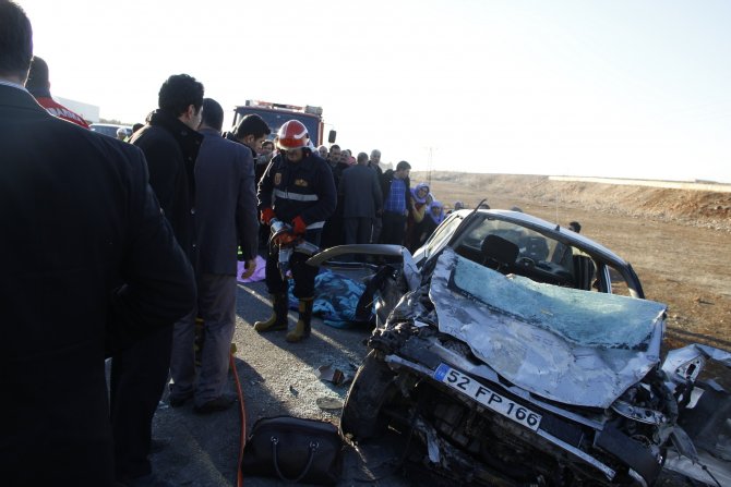 Gaziantep'te trafik kazası: 5 ölü, 2 yaralı