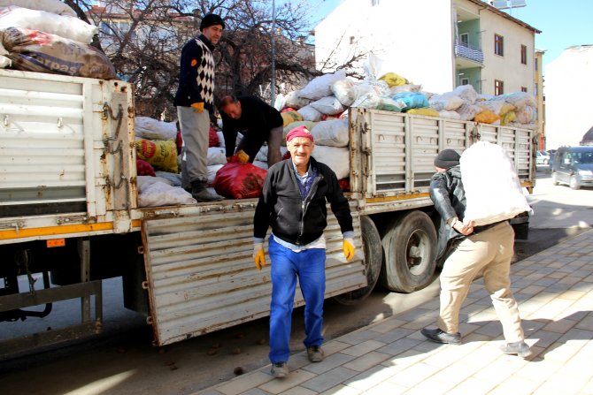 Konya'dan Bayırbucak Türkmenlerine yardım