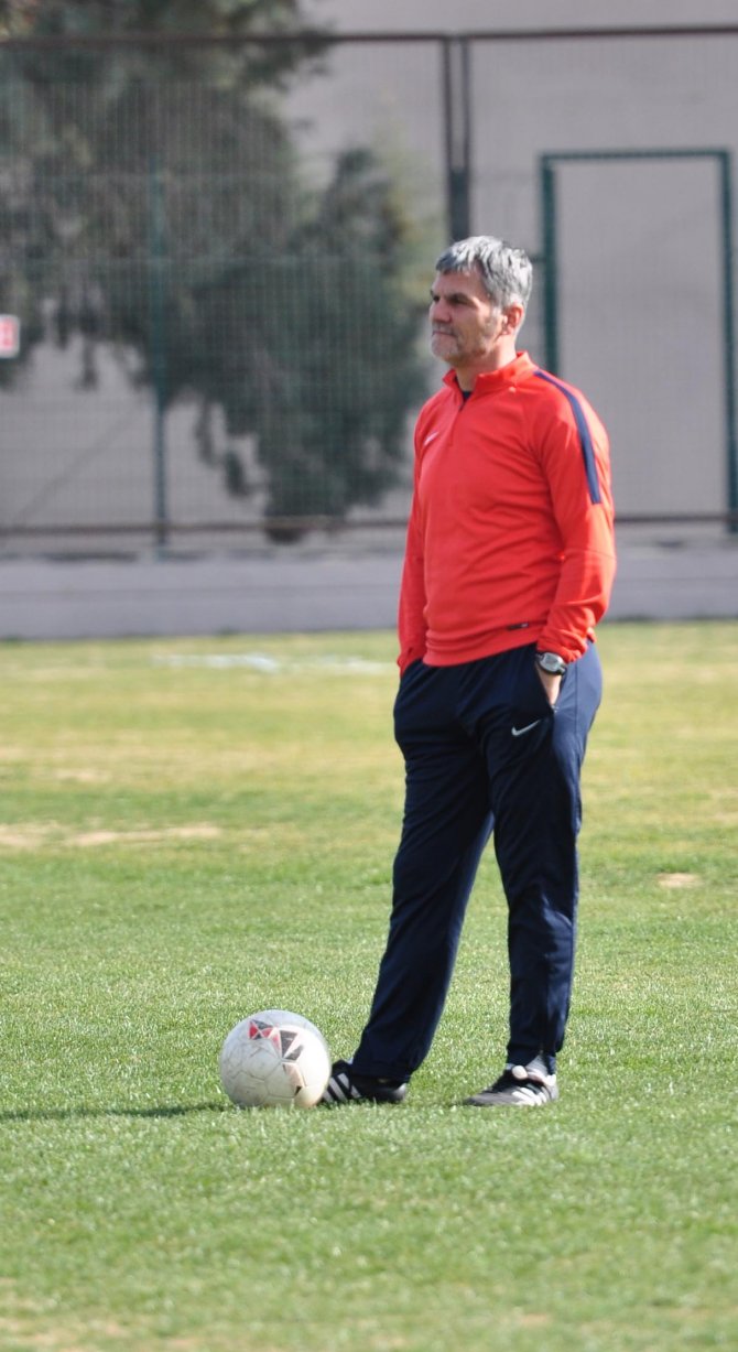 Denizlispor Teknik Direktörü Yalçın: