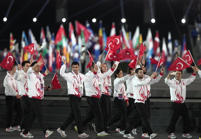 Milli takımlara kıyafet standartı