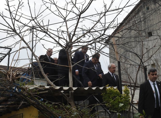 Kılıçdaroğlu'ndan, şehit ailesine taziye ziyareti