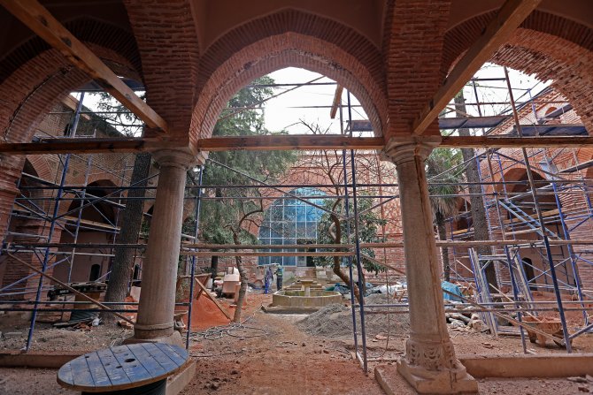 Muradiye Medresesi "Kuran-ı Kerim ve Hat Müzesi" olacak