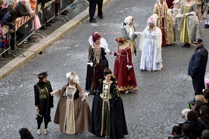 Roma'da karnaval heyecanı