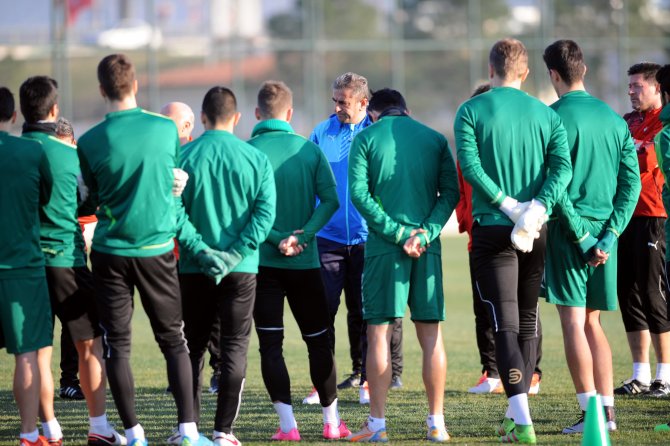 Bursaspor'da Gençlerbirliği maçı hazırlıkları başladı
