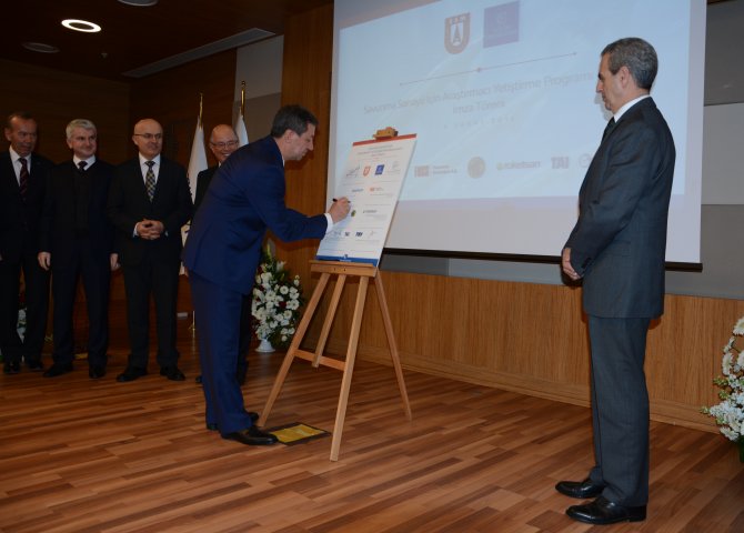 Savunma Sanayii İçin Araştırmacı Yetiştirme Programı