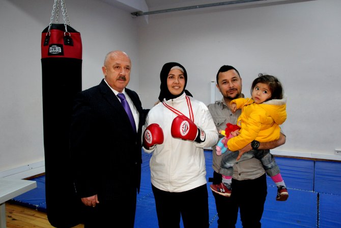 Ev hanımı sporcudan Türkiye ikinciliği