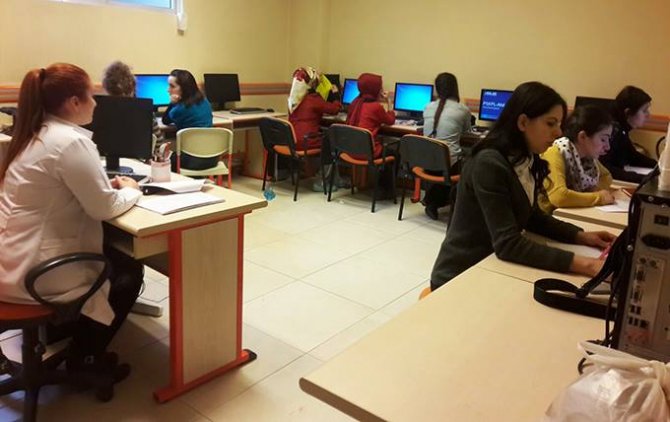 Pursaklar’da ilk sekreterlik kursu açıldı