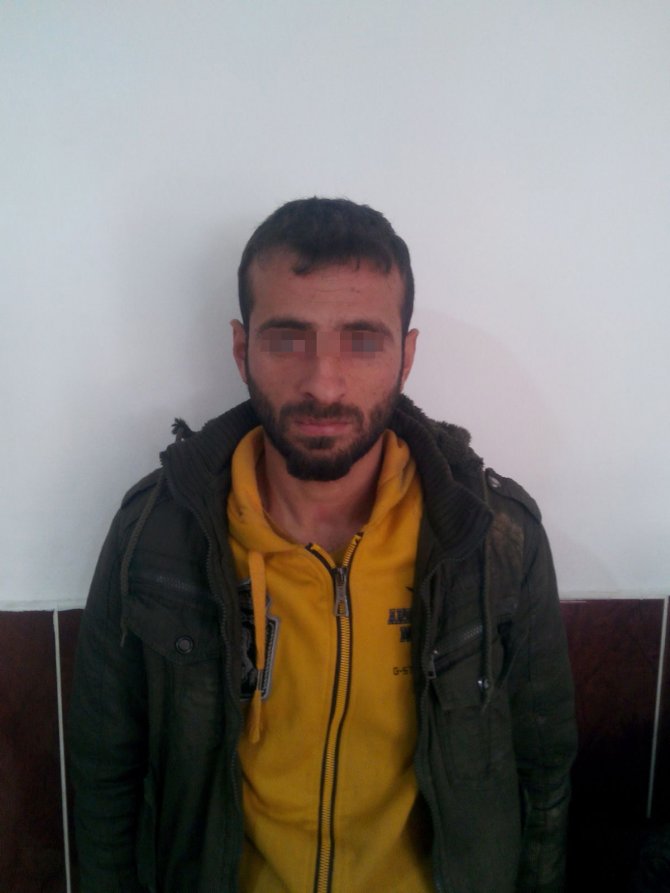 Suriye'den Türkiye'ye geçmeye çalışan 2 terörist yakalandı