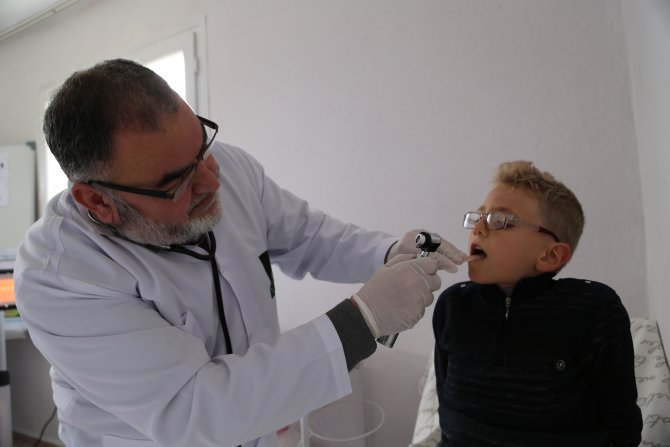 Suriyeli çocuklara sağlık taraması