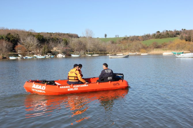 Terkos Gölü'nde balıkçı teknesi battı
