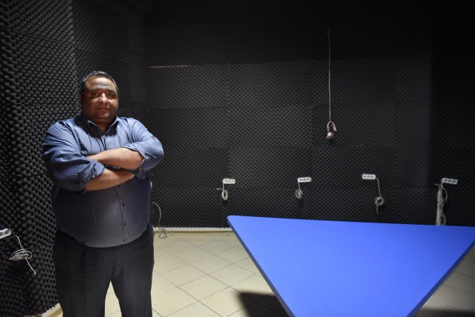 Romanlar seslerini radyodan duyuracak