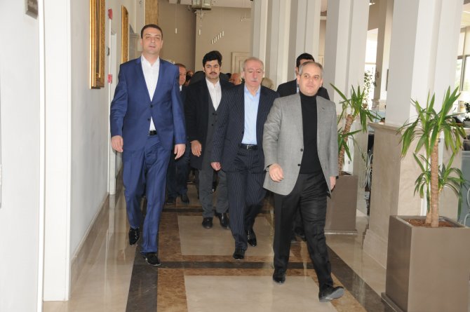 Gençlik ve Spor Bakanı Kılıç, Mardin'de