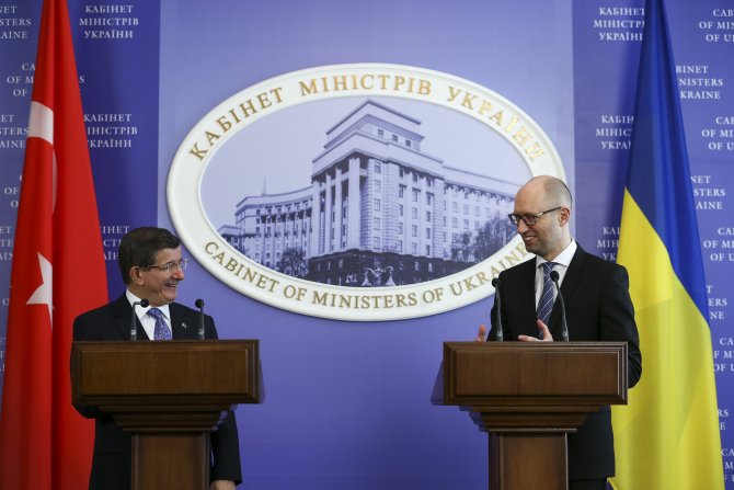 Davutoğlu-Yatsenyuk ortak basın toplantısı