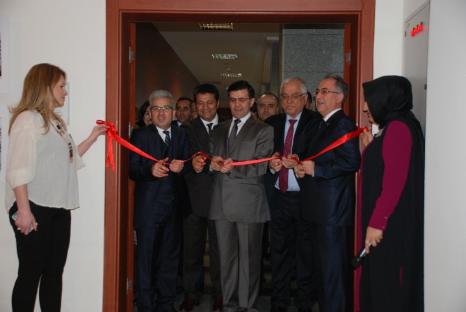 Hakim ve savcılar adliyede fotoğraf sergisi açtı