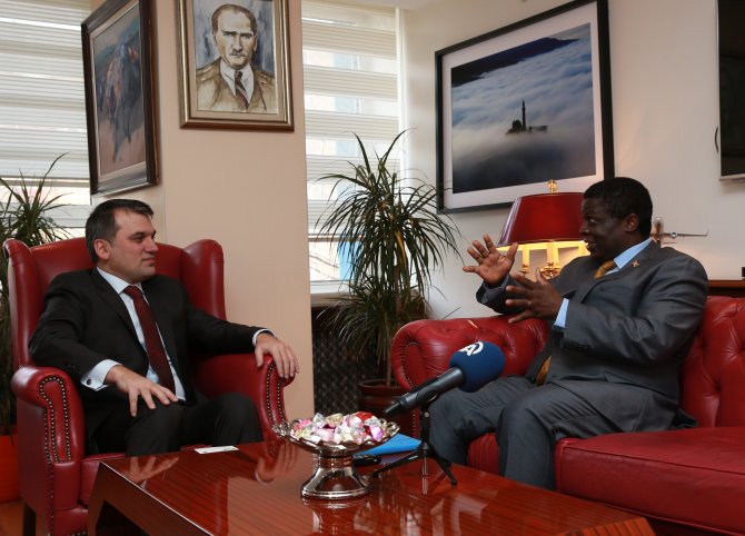 Burundi Büyükelçisi Nkurabagaya AA'yı ziyaret etti