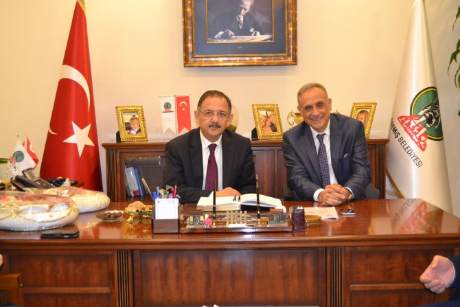 AK Parti Genel Başkan Yardımcısı Özhaseki, İzmir'de