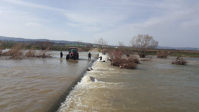 Gönen Çayı'ndaki ceset arama çalışmaları
