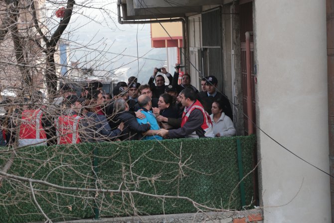 Ümraniye'de tahliye gerginliği