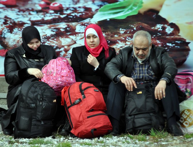 Çanakkale'de 49 sığınmacı yakalandı