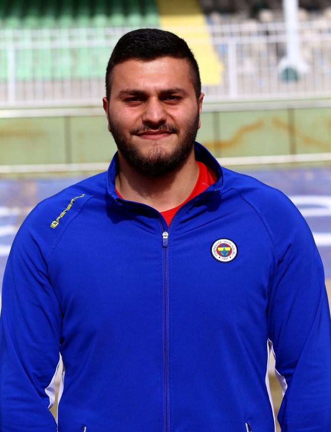 Rekortmen gülleci gözünü Avrupa'ya dikti