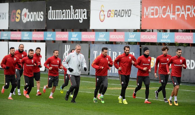 Galatasaray'da Süper Lig mesaisi başladı