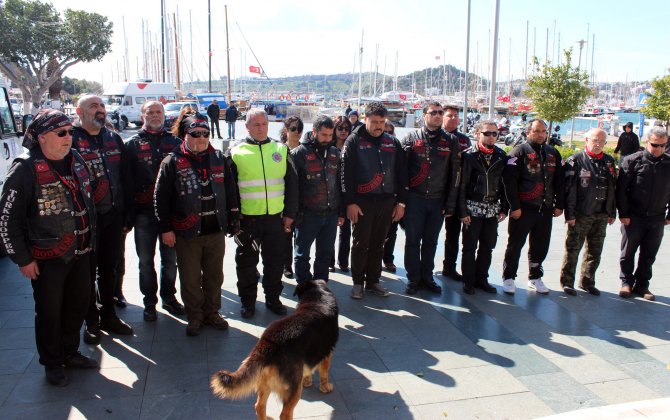 Bodrum'da motosikletçilerden "teröre lanet sürüşü"