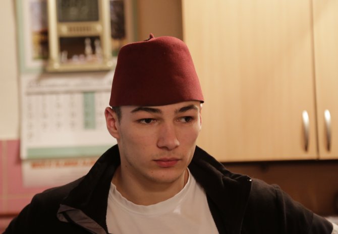 Bosnalı Müslümanlar fes geleneğini sürdürüyor