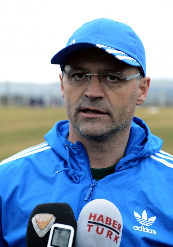 Alima Yeni Malatyaspor Teknik Direktörü Buz:
