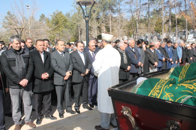 AK Parti Grup Başkanvekili İnceöz'ün acı günü