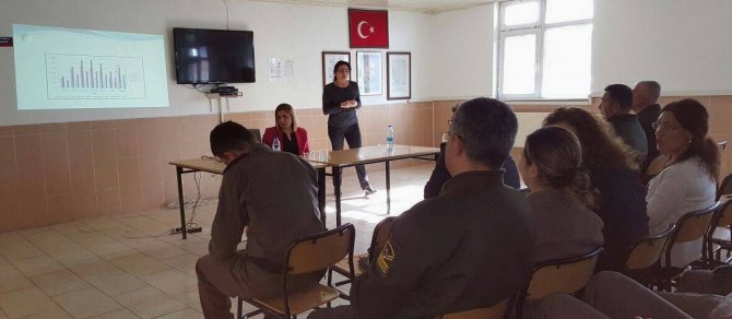 Jandarma personeline obezite eğitimi verildi