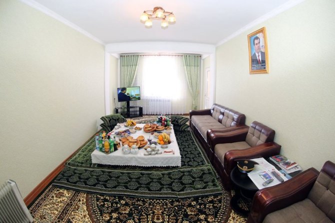 Tacikistan'da Silahlı Kuvvetler Günü