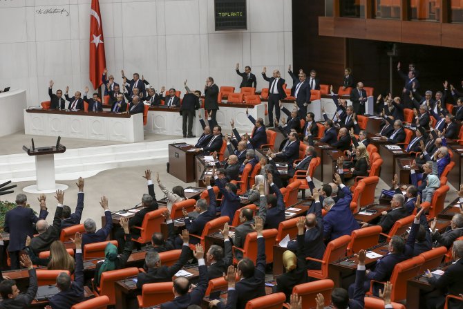 Müezzinoğlu hakkındaki gensoru önergesinin gündeme alınması reddedildi