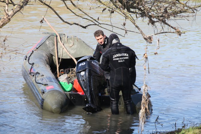 Gönen Çayı'ndaki ceset arama çalışmaları