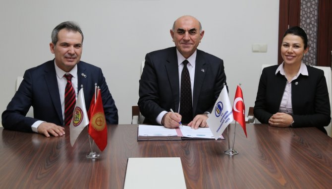 Kırgızistan-Türkiye Manas Üniversitesi ile ESOGÜ arasında işbirliği protokolü