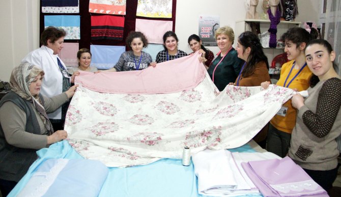 Engelleri üreterek aşıyorlar