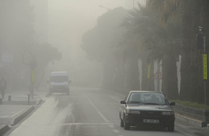 Çanakkale Boğazı'ndaki yoğun sis