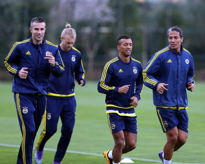 Fenerbahçe, derbi hazırlıklarına devam etti