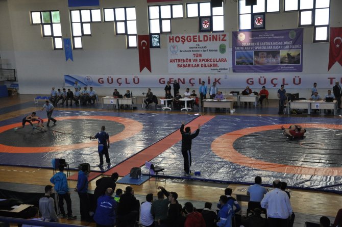 Güreş: Okullararası Türkiye Şampiyonası