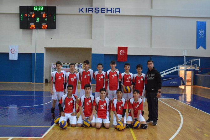 ANALİG Voleybol Çeyrek müsabakaları yapıldı