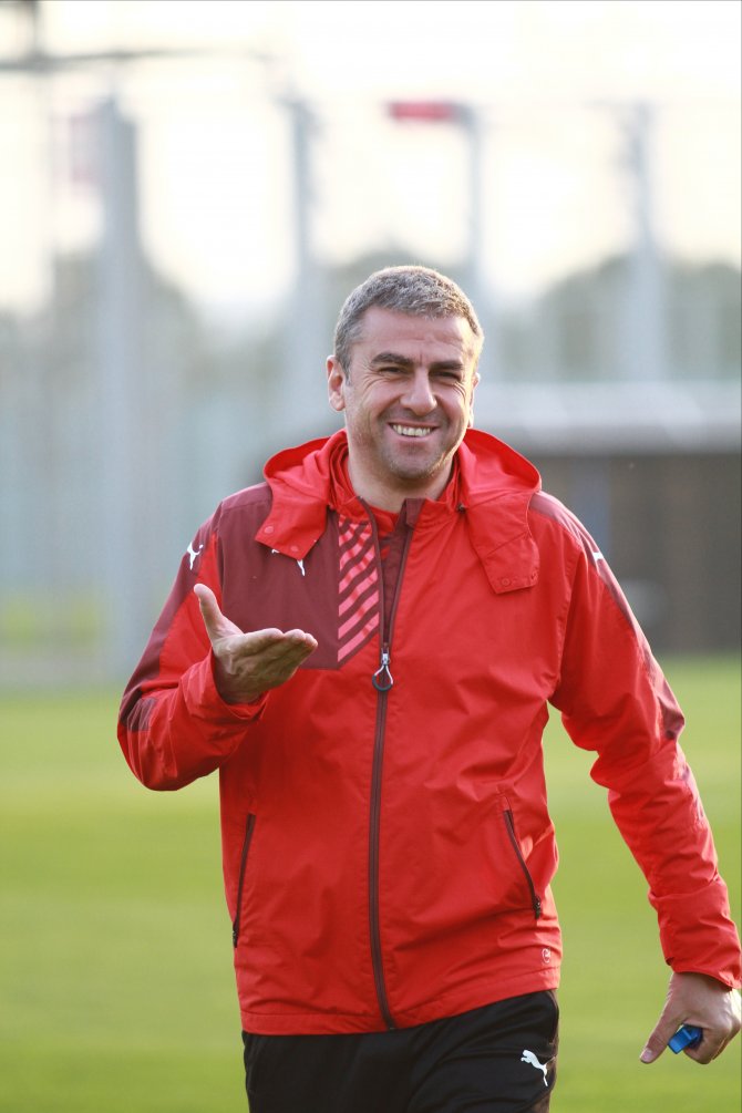 "Mustafa Denizli için üzüldüm"