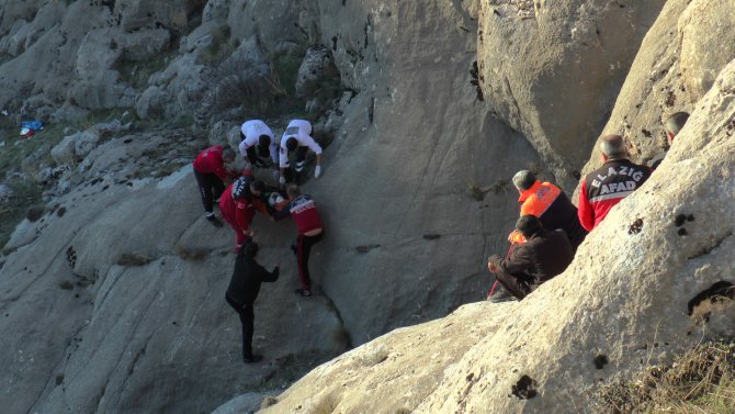 Fotoğraf çekerken uçurma yuvarlandı