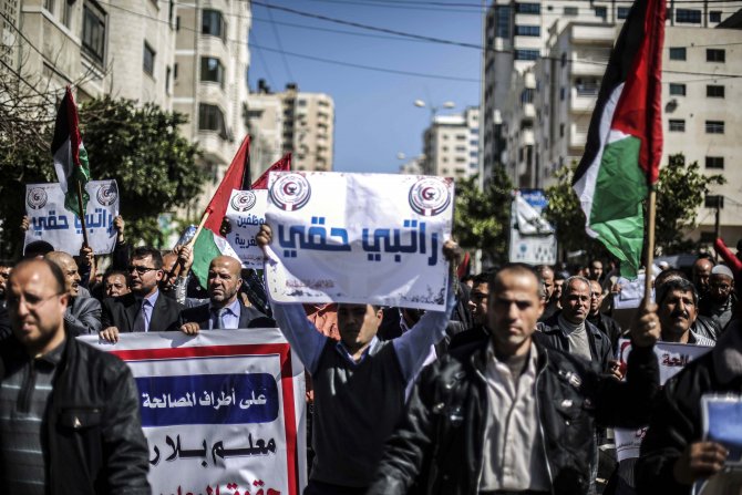 Gazze'de maaş protestosu