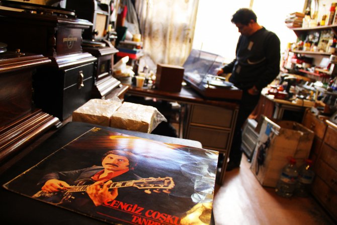 Hobisi ekmek kapısı oldu