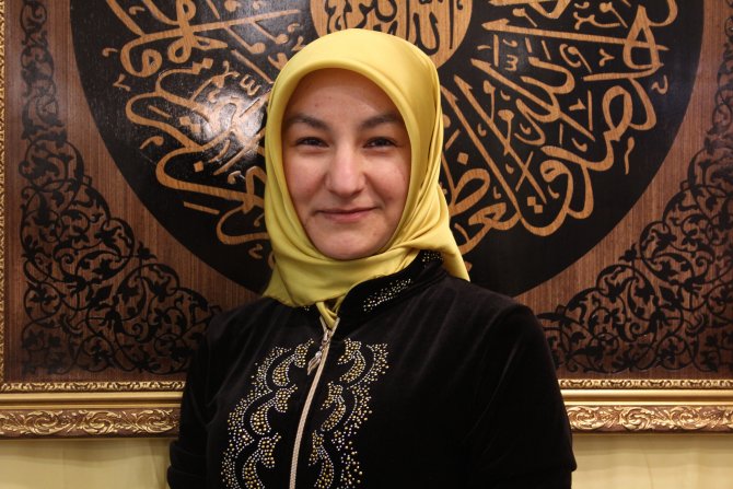 Unutulmaya yüz tutan sanatı dünyaya tanıtıyor